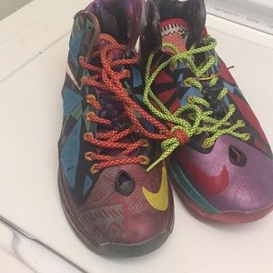 Lebron James X MVP limited Edition sneakers size 7